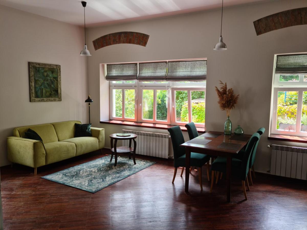 Apartament Apartament w Starej Szkole Srebrna Góra Zewnętrze zdjęcie